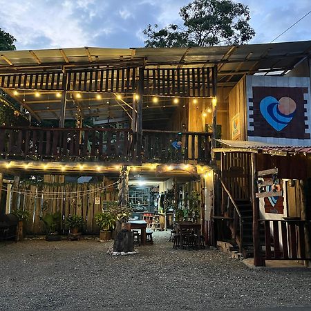 Hostel Rustico Marabi Tárcoles Екстериор снимка