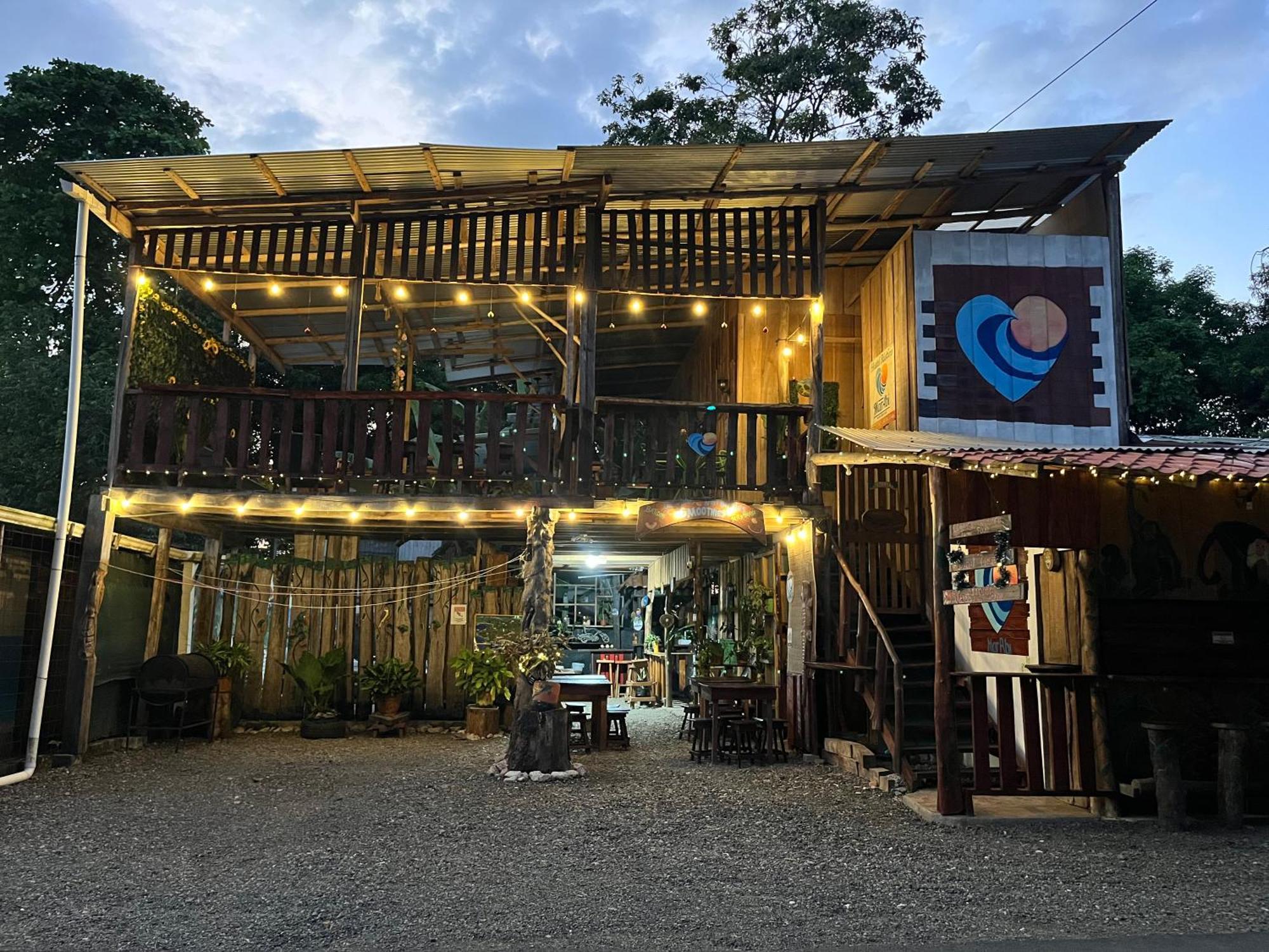 Hostel Rustico Marabi Tárcoles Екстериор снимка